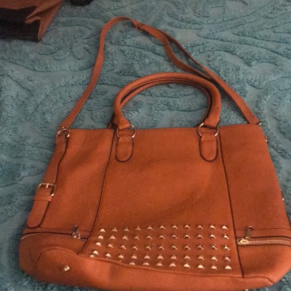 PURSES - Picture 3 of 7